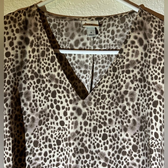 A New Day Leopard Print Dress with ruffle bottom, v neck, cute spring summer - Picture 2 of 4